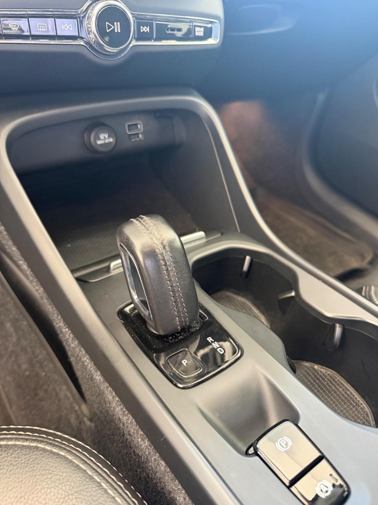Volvo XC40 R-design FINANZIABILE