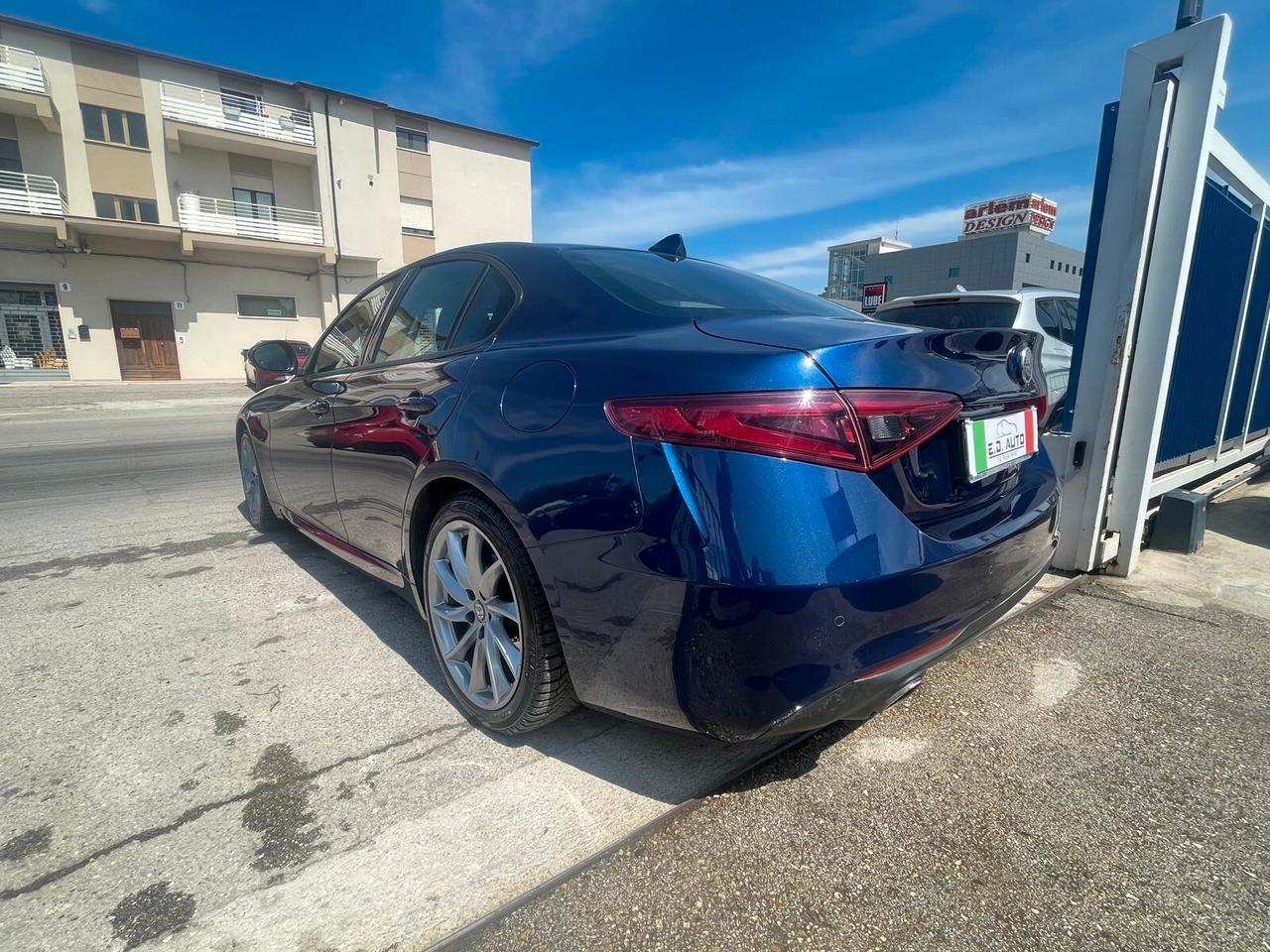 Alfa Romeo Giulia 2.2 Turbodiesel 160 CV AT8 Executive