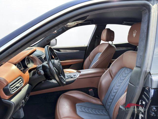 MASERATI Levante Levante V6 AWD Granlusso