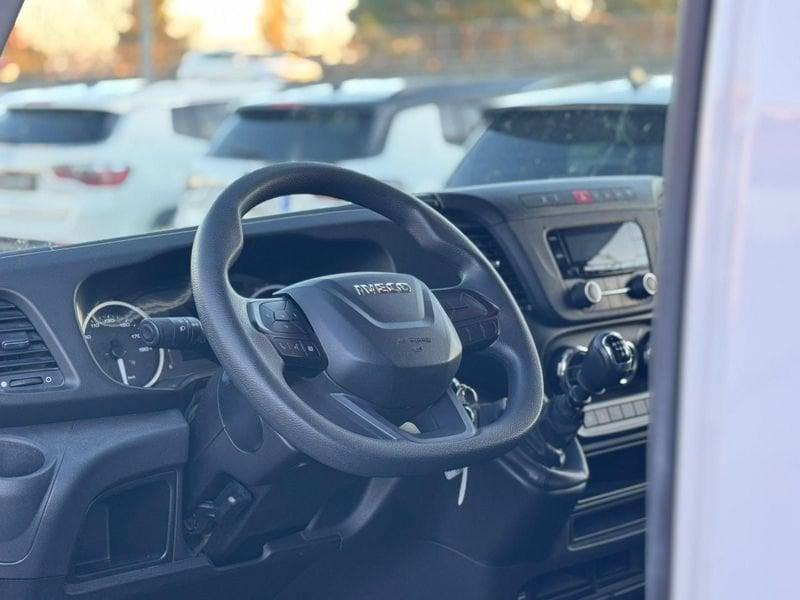 Iveco Daily Daily 35S16V 2.3 HPT PLM-TM Furgone GRAN VOLUME PREZZO + IVA