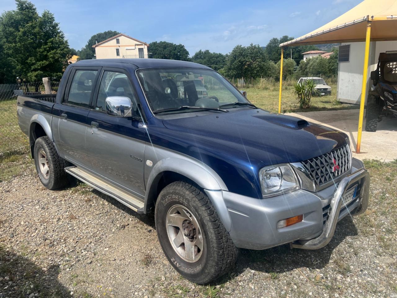 Mitsubishi L200 2.5 TDI 4WD Club Cab Pick-up GLS