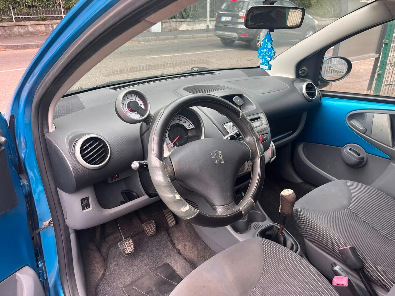 PEUGEOT 1.0 68CV 5p. Sweet Years - 2006