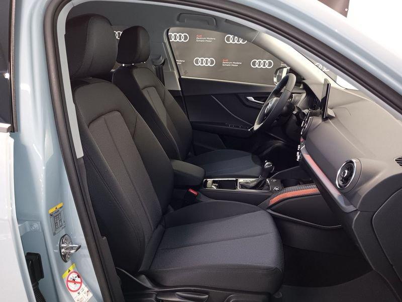 Audi Q2 35 TDI S tronic Identity Black