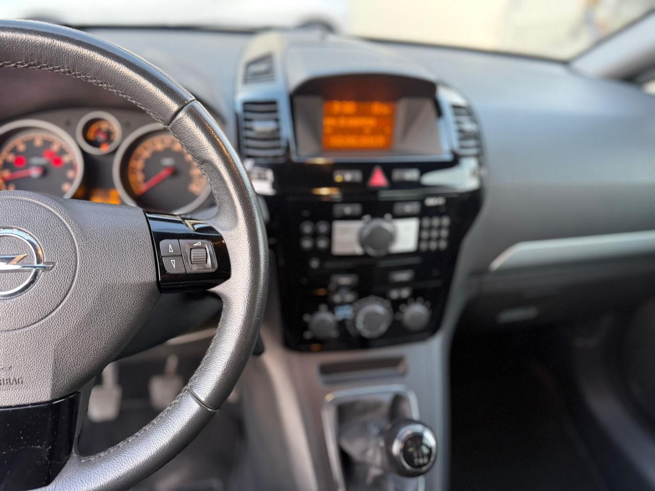 Opel Zafira 1.6 16V ecoM 150CV Turbo One