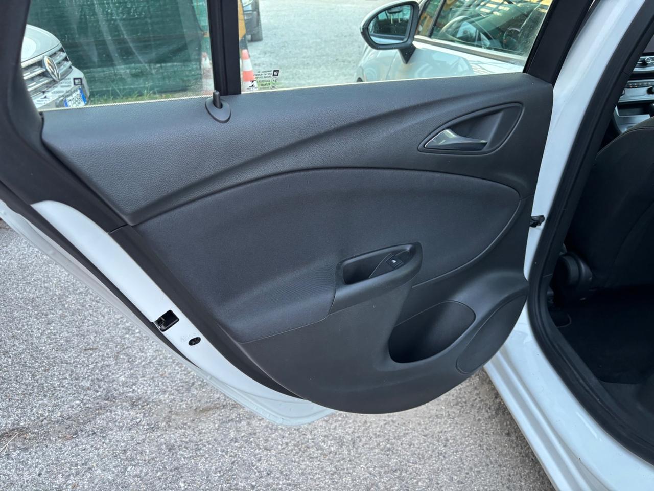 Opel Astra 1.6 CDTi 136CV Innovation
