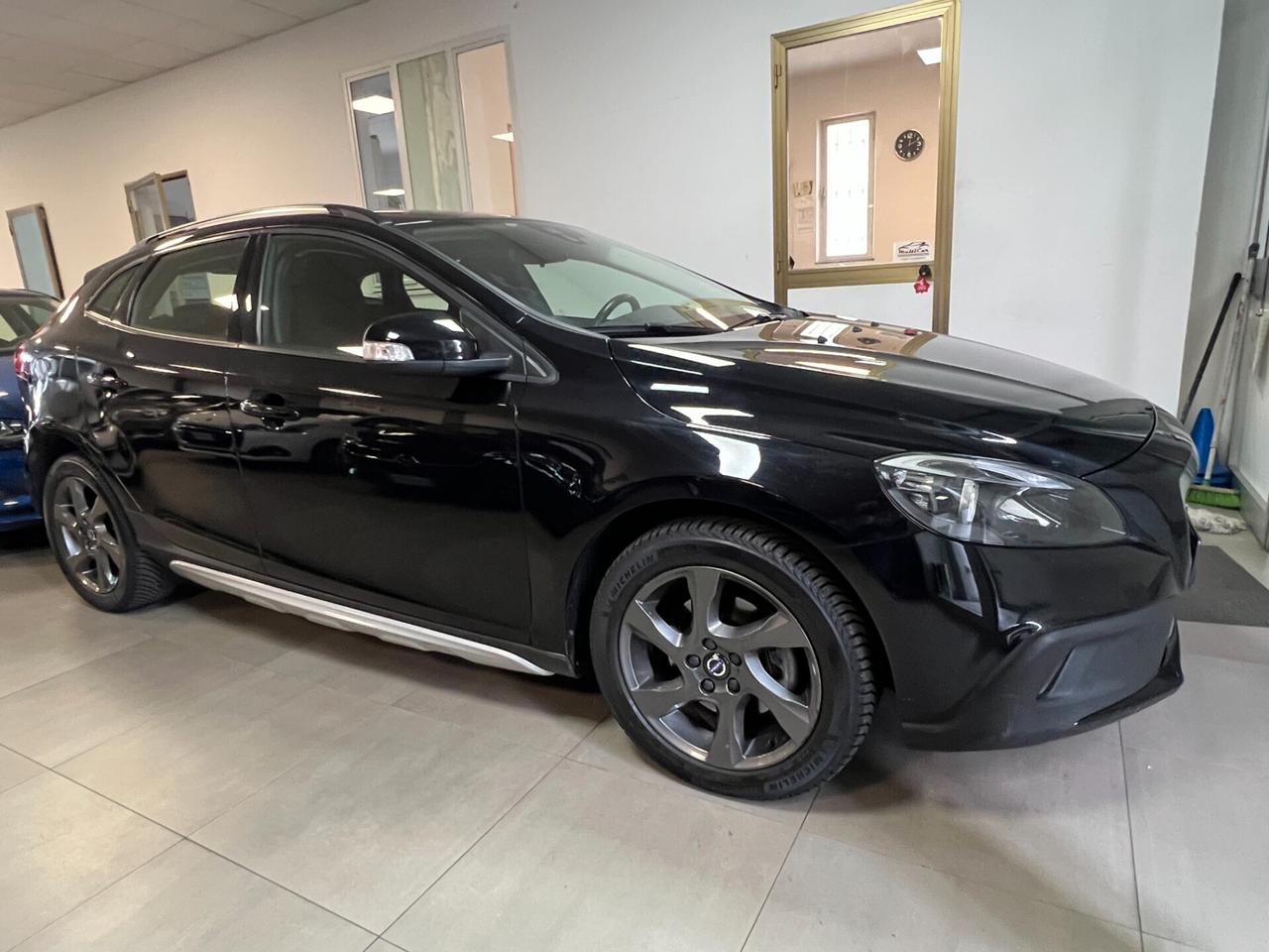 Volvo V40 Cross Country D2 1.6 Momentum