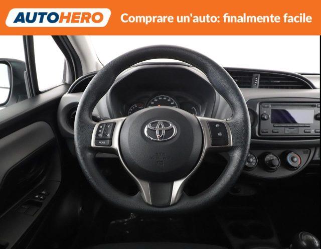 TOYOTA Yaris 1.5 5 porte Active