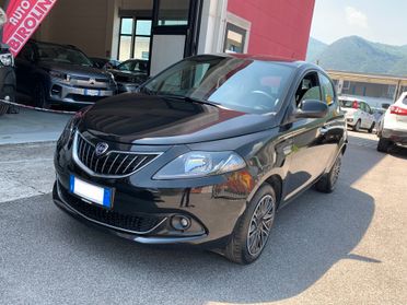 Lancia Ypsilon 1.0 FireFly 5 porte S&S Hybrid Gold