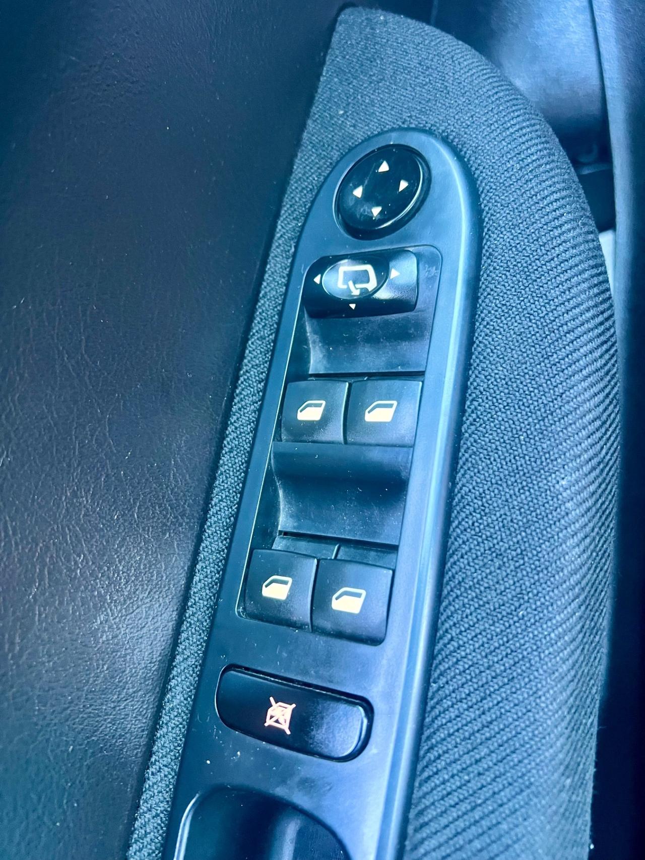 Peugeot 307 2.0 HDi CC CABRIO