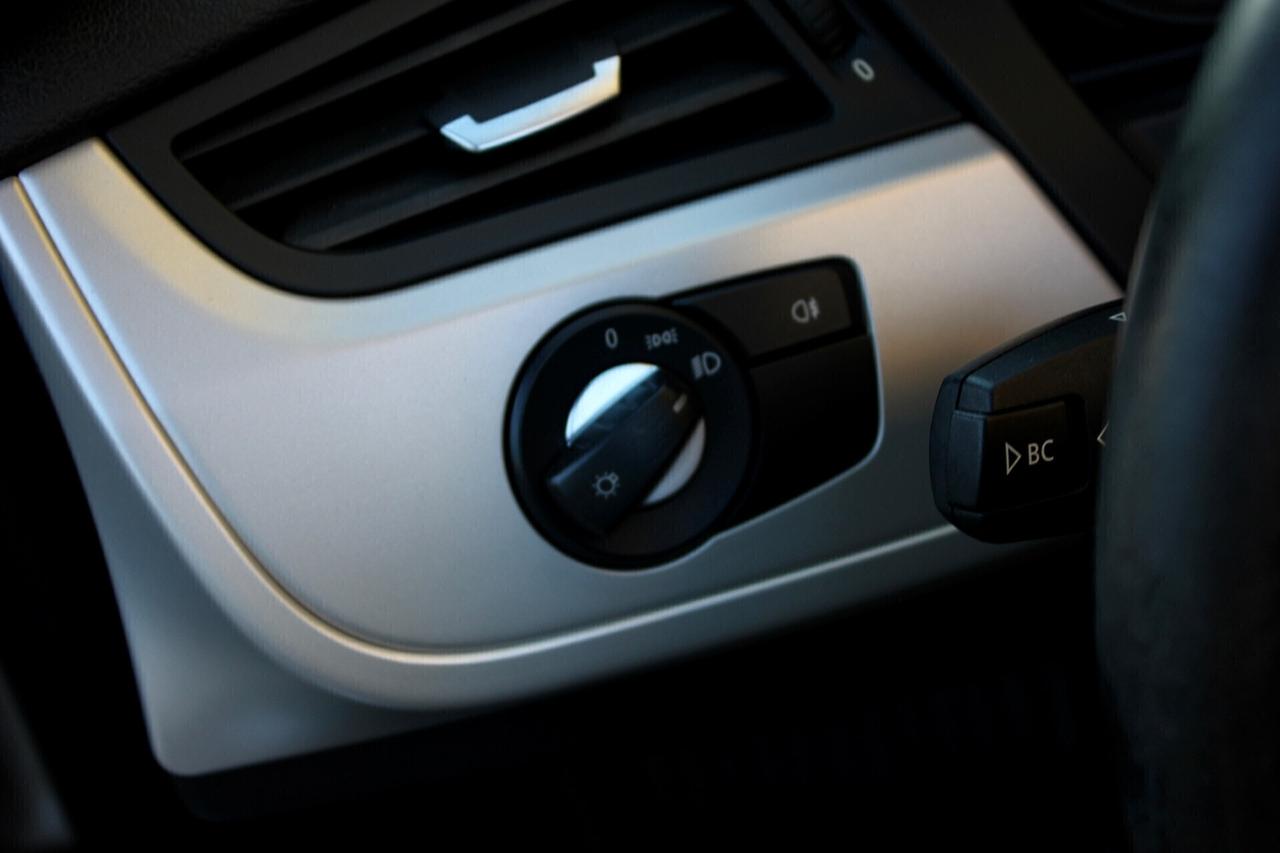 Bmw Z4 2.3i 205CV PELLE NERA XENON NAVY