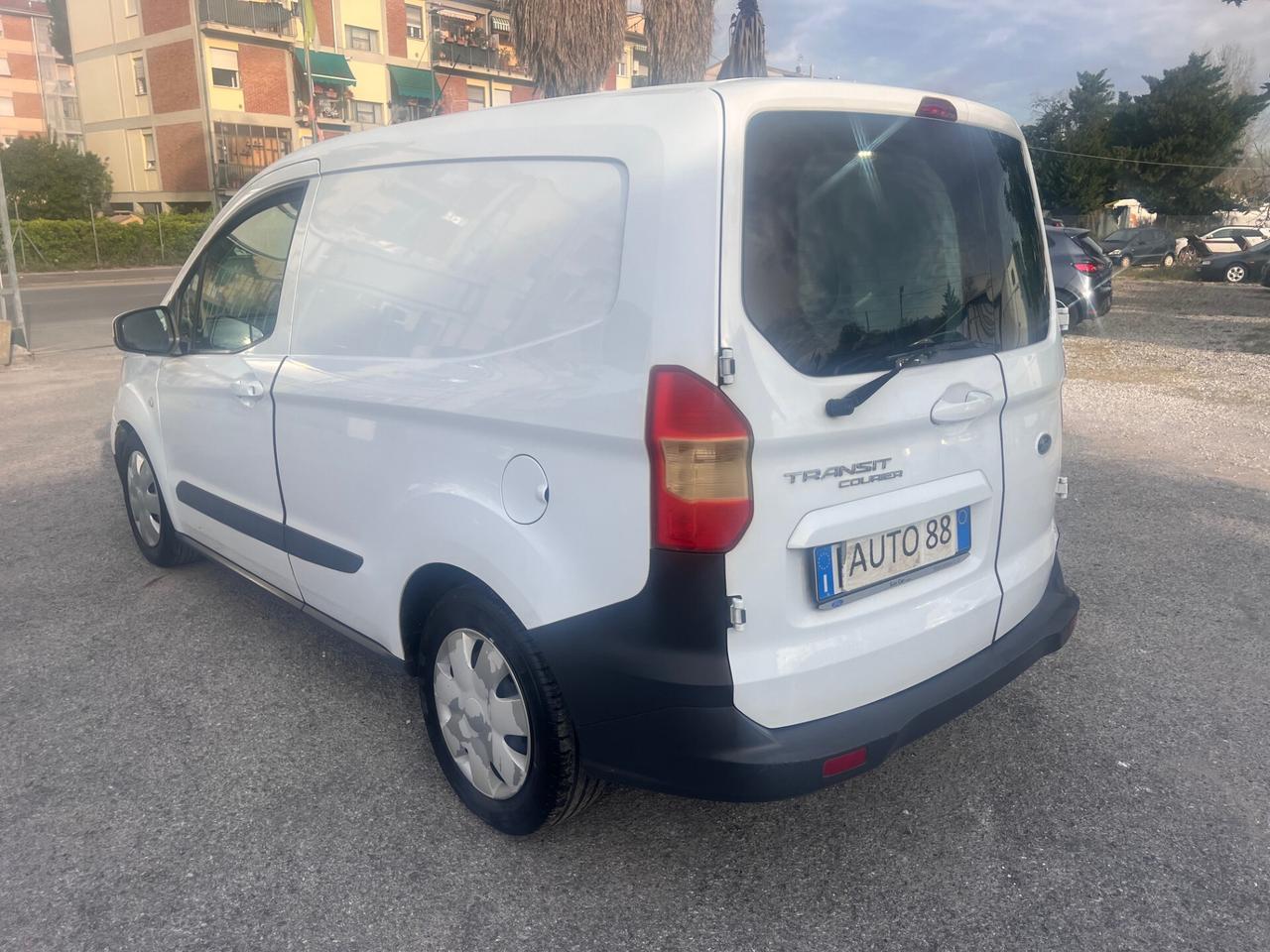 Ford Tourneo Courier 1.5 TDCI 75 CV VAN