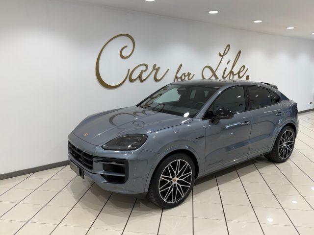PORSCHE Cayenne 3.0 V6 E-Hybrid Black Edition