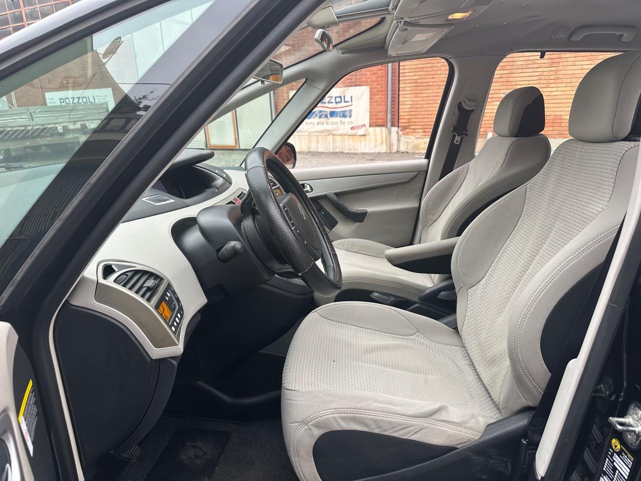 Citroen C4 Picasso c 4 7 posti 1.6 gpl fino 2028