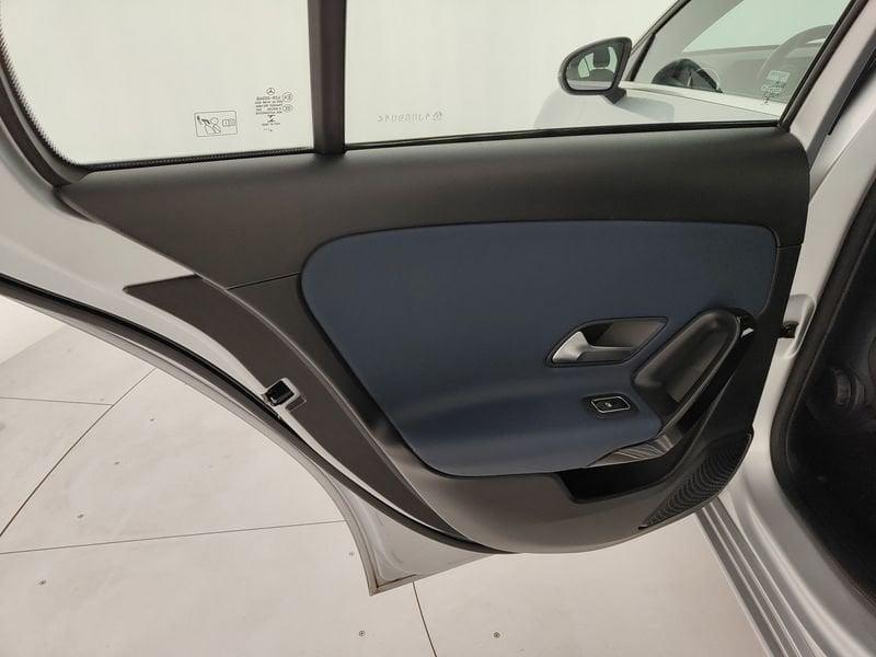 Mercedes-Benz Classe A A 180 d Automatic Business