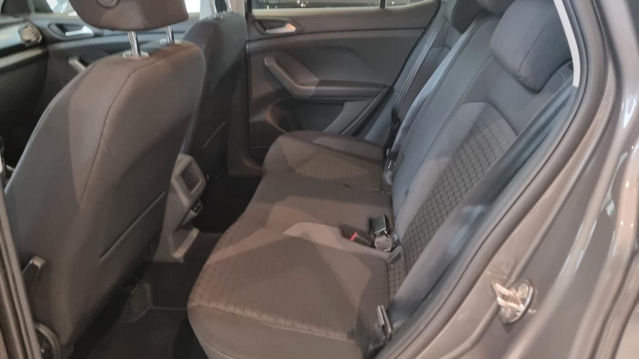 Volkswagen T-Cross 1.0 TSI Sport R-Line