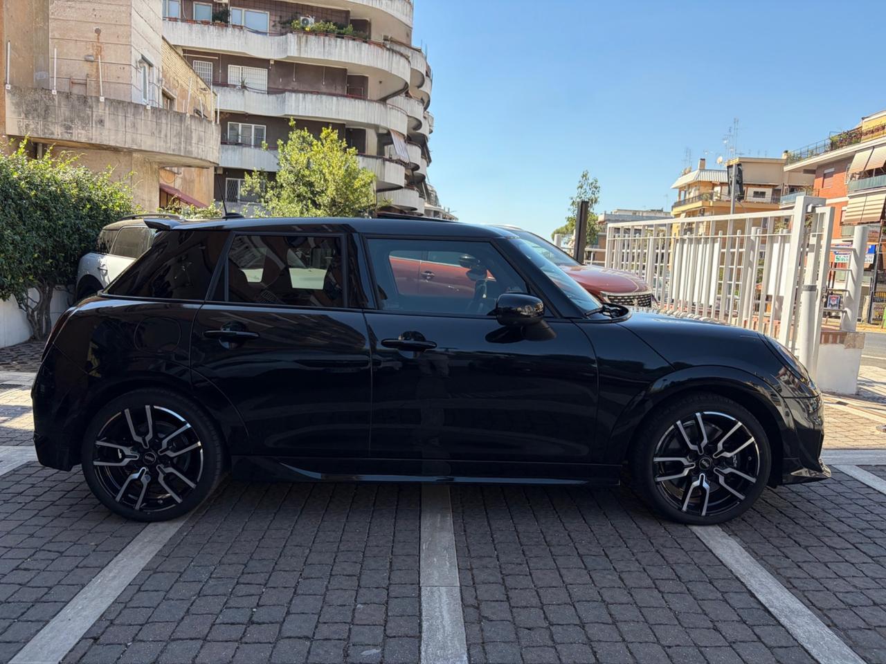 Mini Cooper S 5p. JCW - UNIPRO’ !!