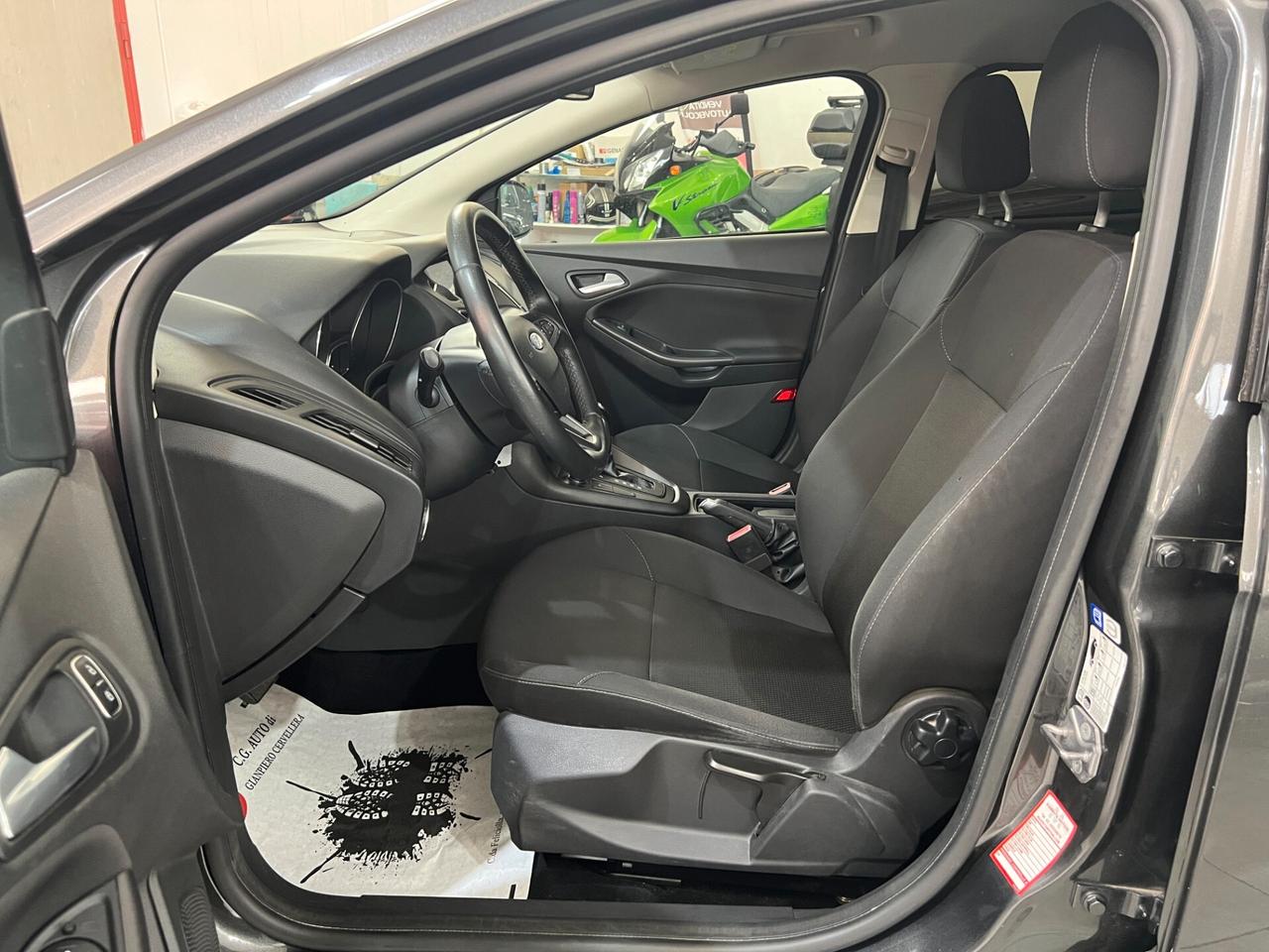 Ford Focus 1.5 120 CV - Powershift Titanium -2018