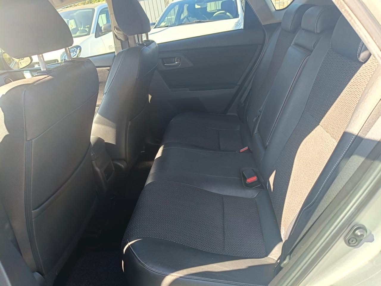 Toyota Auris 1.8 Hybrid Lounge
