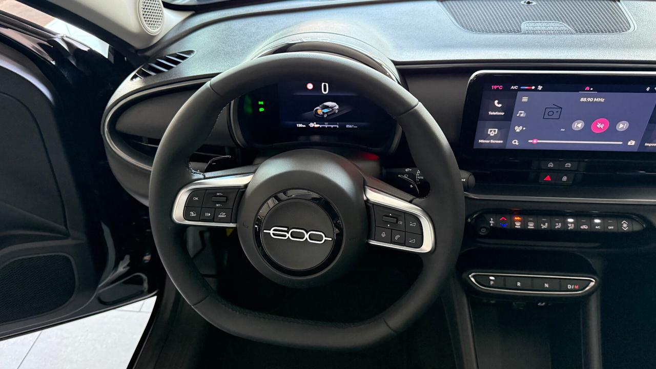 Fiat 600 Hybrid 110 CV DCT MHEV UFF ITALIA