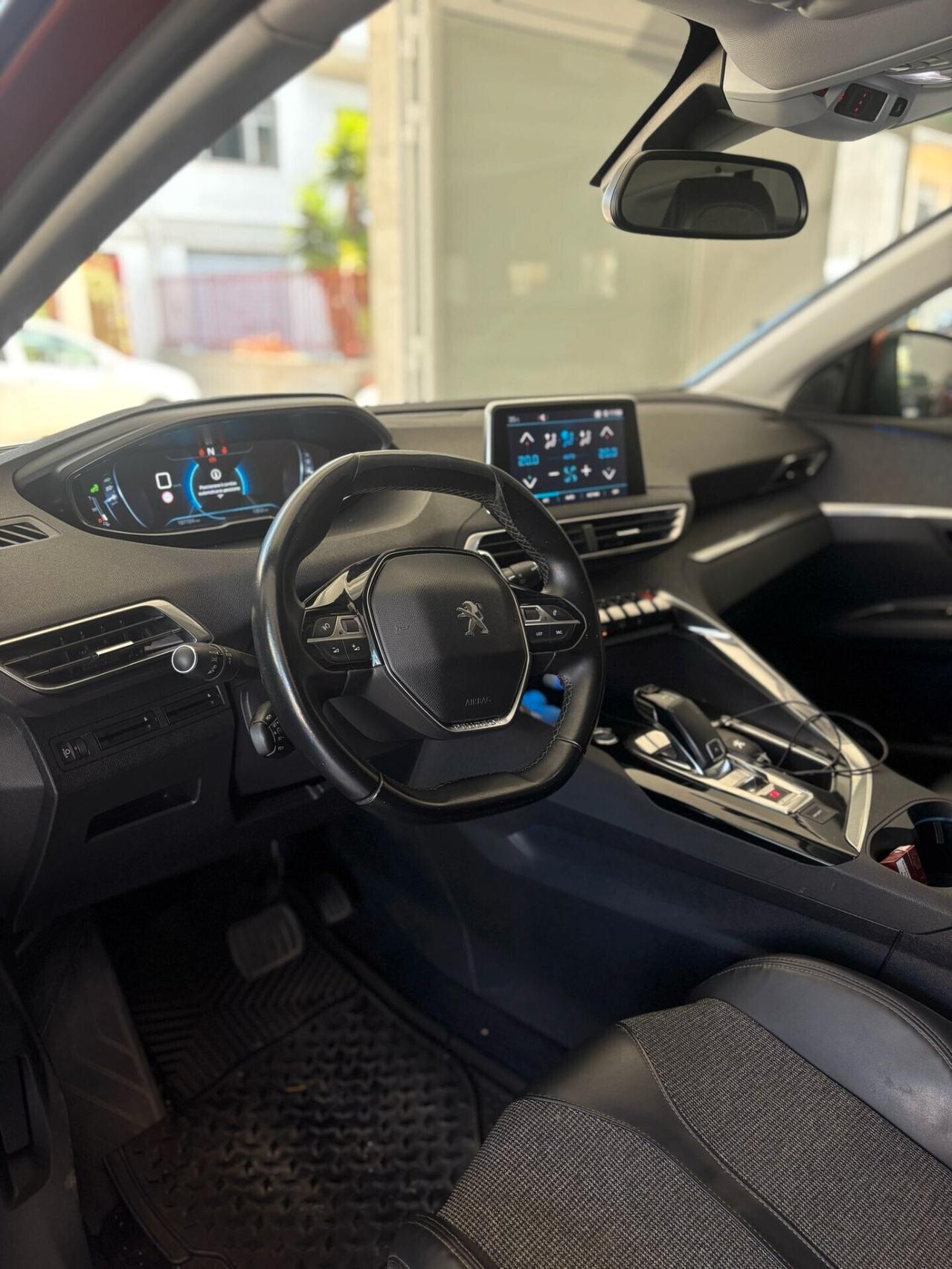 Peugeot 3008 BlueHDi 120 S&S EAT6 Business