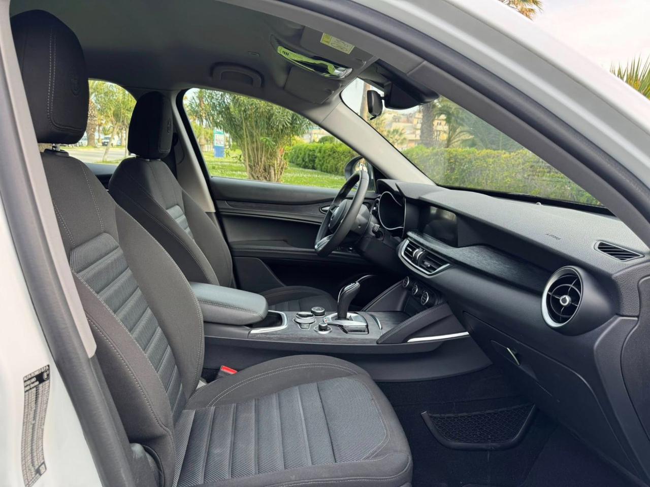 Alfa Romeo Stelvio 2.2 t Business Q4 190cv auto