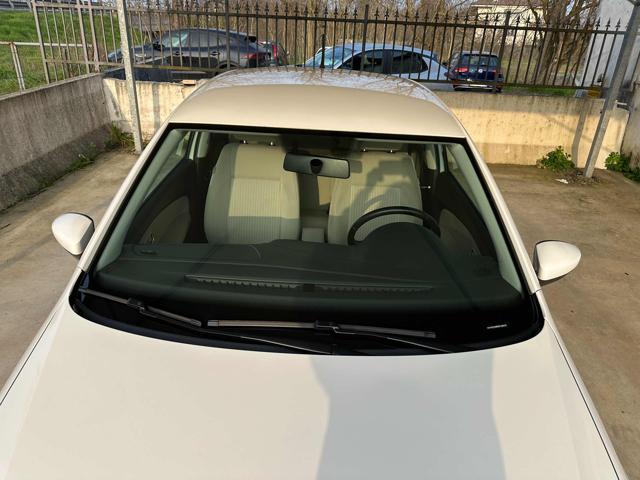 VOLKSWAGEN Polo 1.2 TSI DSG AUTOMATICA Highline OK NEOP POCHI KM