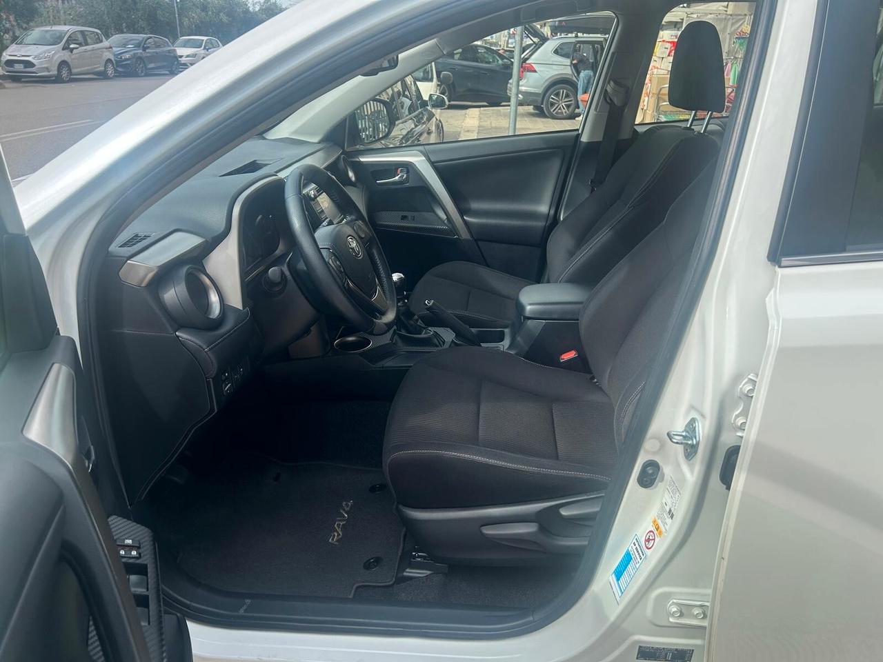 Toyota RAV 4 RAV4 2.0 D-4D 2WD