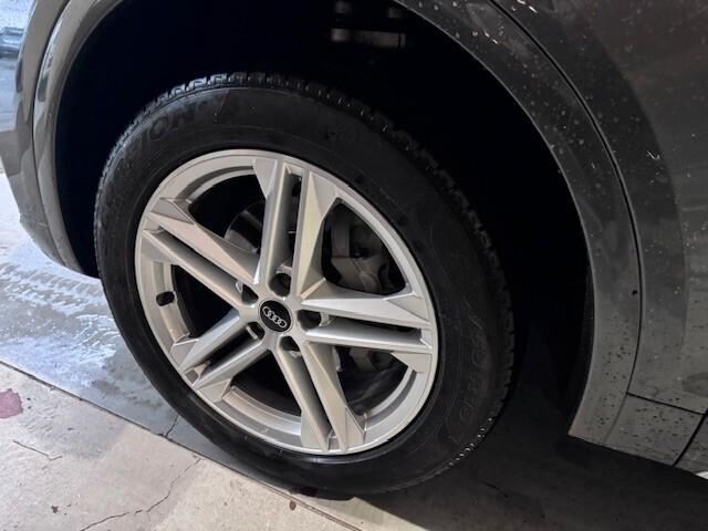 Audi Q5 40 2.0 tdi MHEV S line Quattro S-tronic