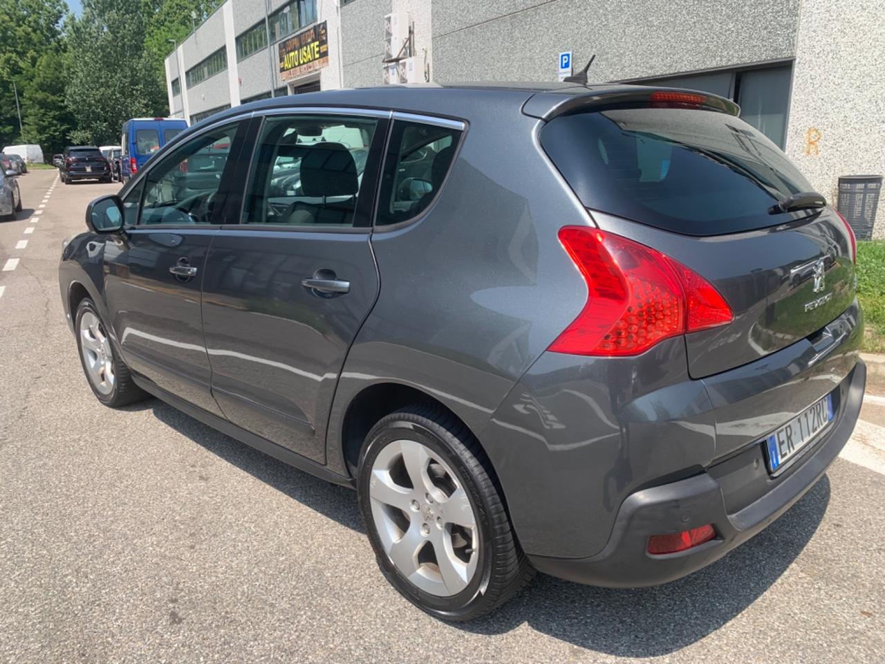 Peugeot 3008 1.6 HDi 115CV Business