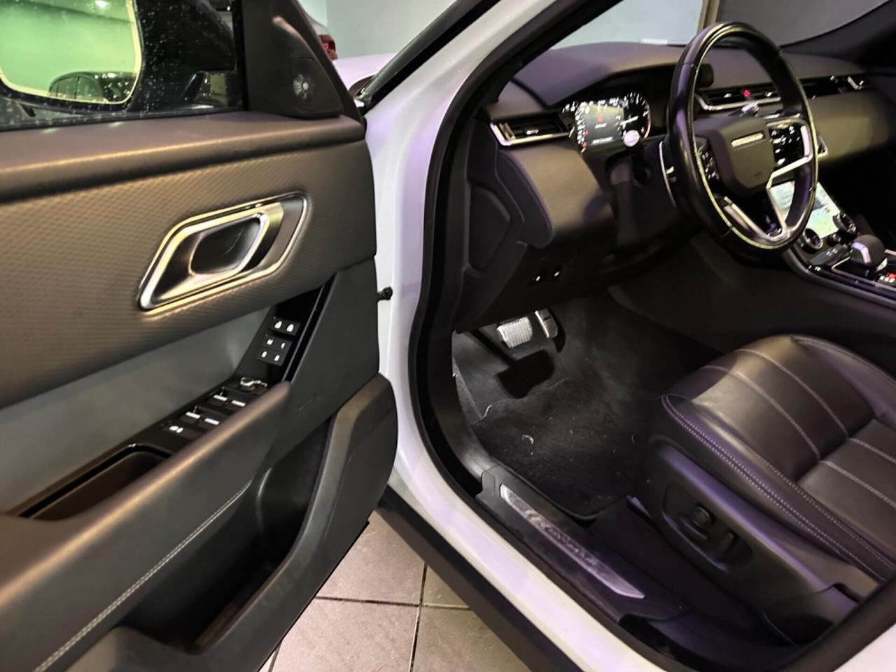 Land Rover Range Rover Velar Range Rover Velar 3.0D FINANZIAMENTO