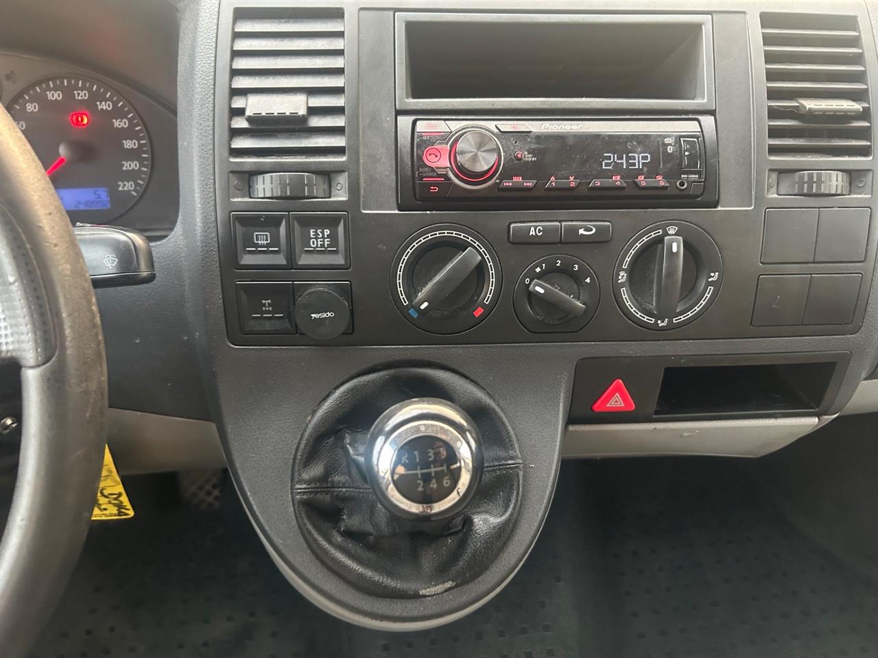Volkswagen Transporter 2.5 TDI 4X4 Gancio Traino