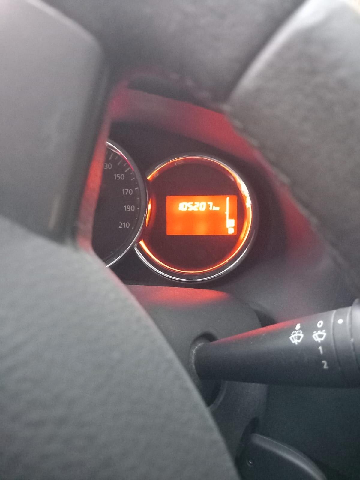 Dacia Sandero 900 TCe 90CV Lauréate - 2014