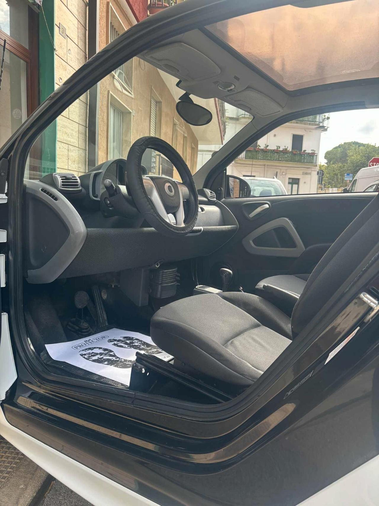 Smart ForTwo 1000 62 kW coupé passion