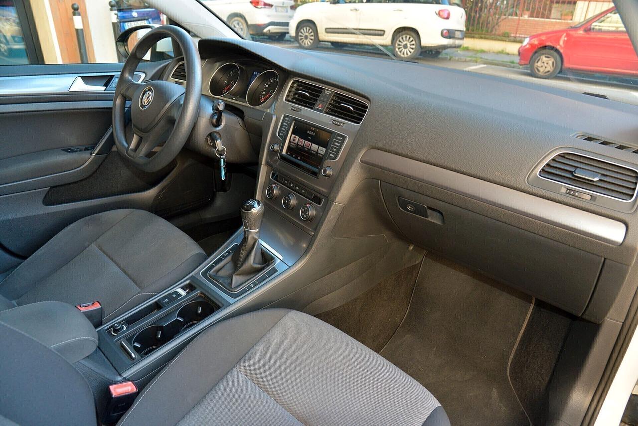 Volkswagen Golf VII 1.6 TDI 90CV Trendline Euro 6