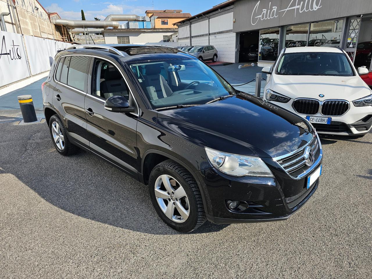 Volkswagen Tiguan 2.0 16V TDI DPF tiptronic Sport & Style 4x4 tetto pano