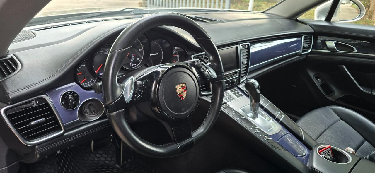 Porsche Panamera 3.0 Diesel Platinum Edition