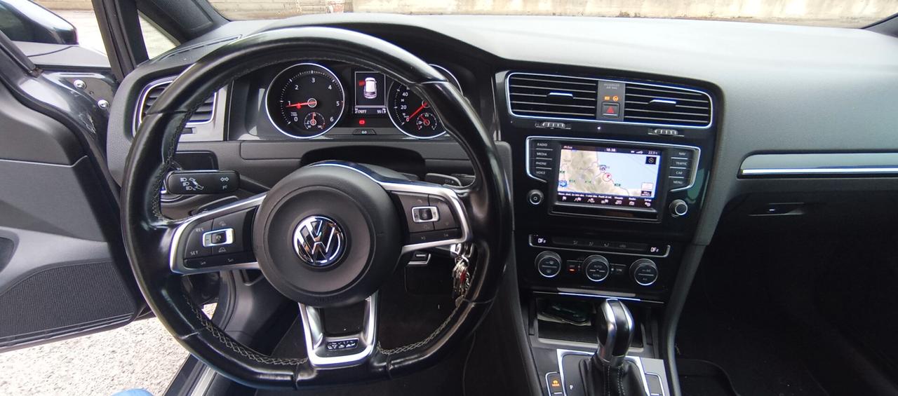 Volkswagen Golf GTD 2.0 TDI DSG 184 CV