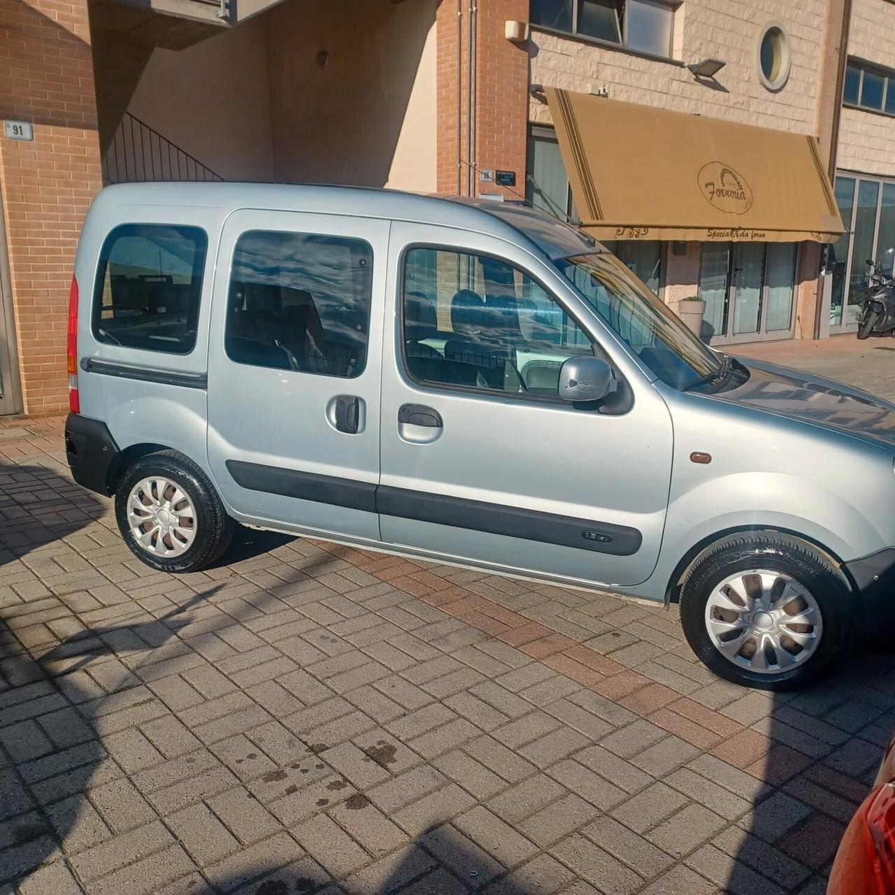 165.188KM NESSUN PROBLEMA KANGOO 1.2