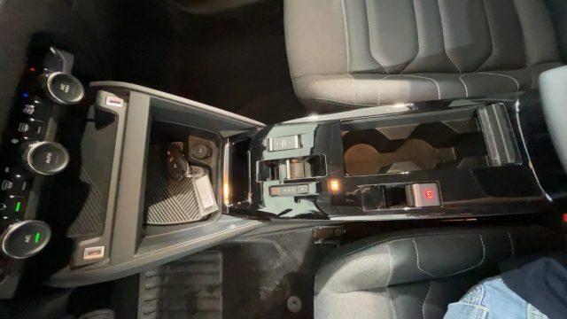 CITROEN C4 Puretech 130 S&S EAT8 MAX