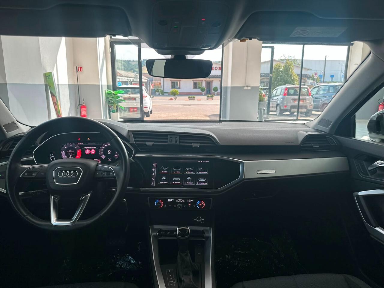Audi Q3 35 TDI S tronic Business Advanced