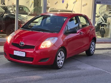 Toyota Yaris 1.0 5 porte Now