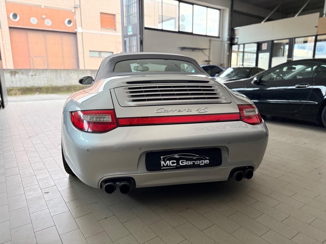 Porsche 997.2 Carrera 4S Cabriolet