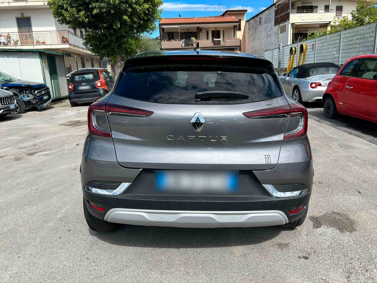 Renault Captur 1.0 TCe GPL 100CV - 2023 Incidentata