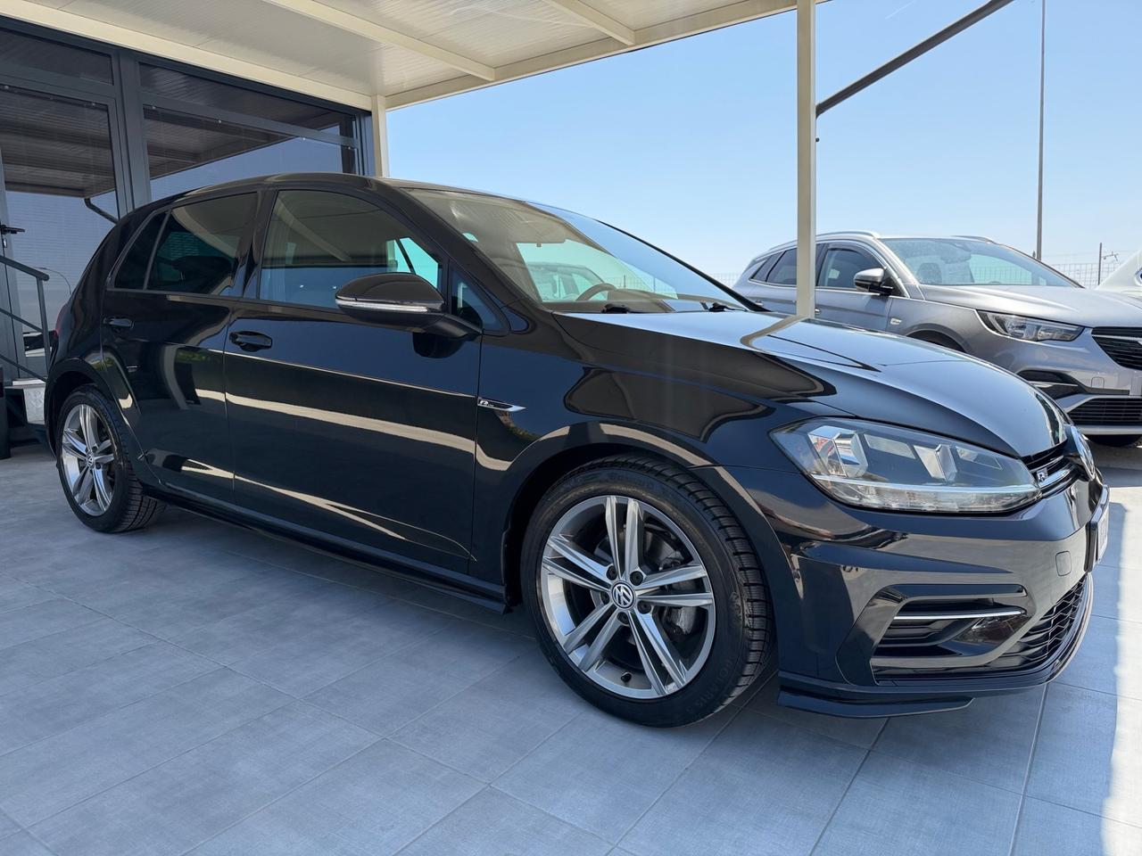 Volkswagen Golf 1.6 TDI 115 CV EXECUTIVE R-Line