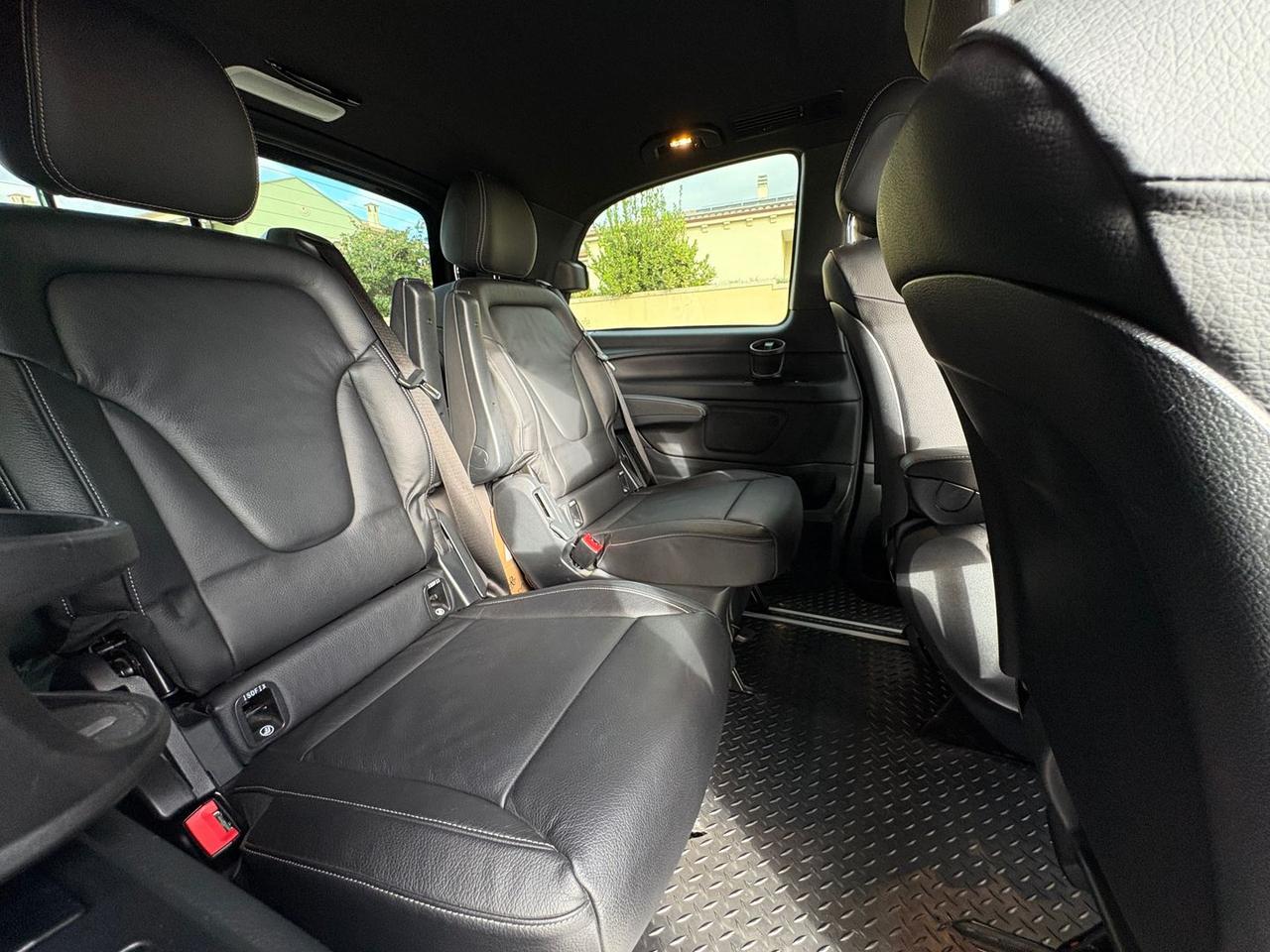 Mercedes-Benz V 250 D Sport #7468