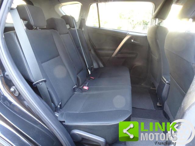 TOYOTA RAV 4 AWD