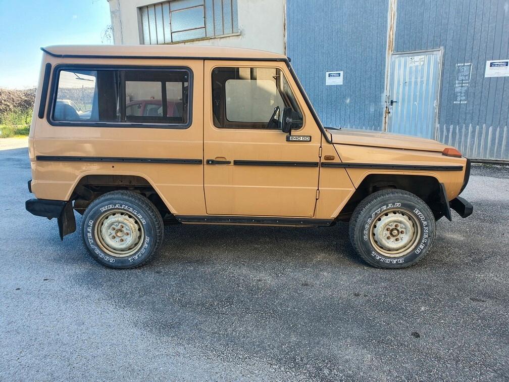 Mercedes Classe G (W460) 240 GD Corto
