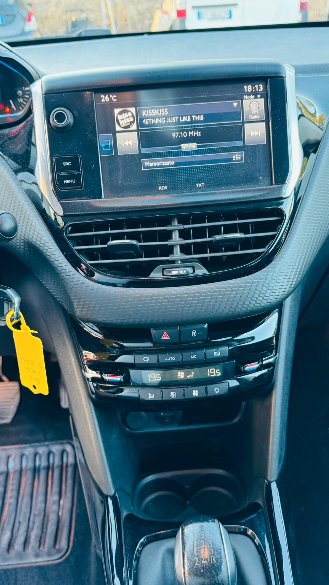 Peugeot 2008 BlueHDi 100 GT Line