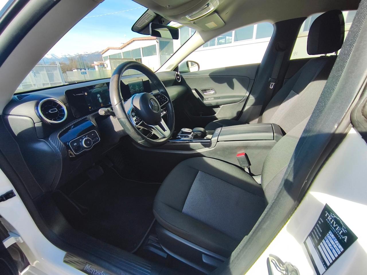 MERCEDES CLA S.Brake (X118) CLA 200 d Automati...