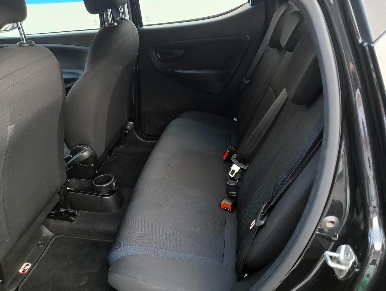 Lancia Ypsilon 1.0 FireFly 5 porte S&S Hybrid Ecochic Gold